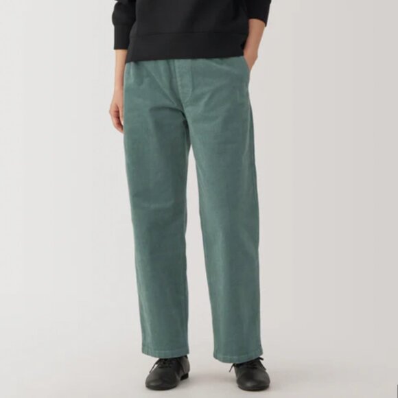 Muji Women's Stretch Corduroy Easy Straight Pants in green - Picture 1 of 4